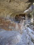 [Sinagua cliff dwelling]