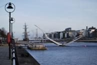 [Millenium bridge]