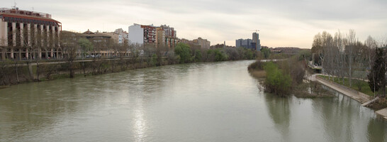 029-Ebro_river_Panorama1-th.jpg