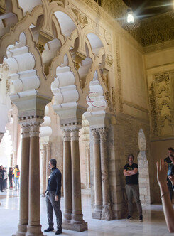 012-Aljaferia_Panorama6-th.jpg