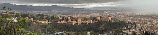 007-Alhambra_Panorama1-th.jpg