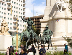 054-Monumento_a_Cervantes_Panorama1-th.jpg